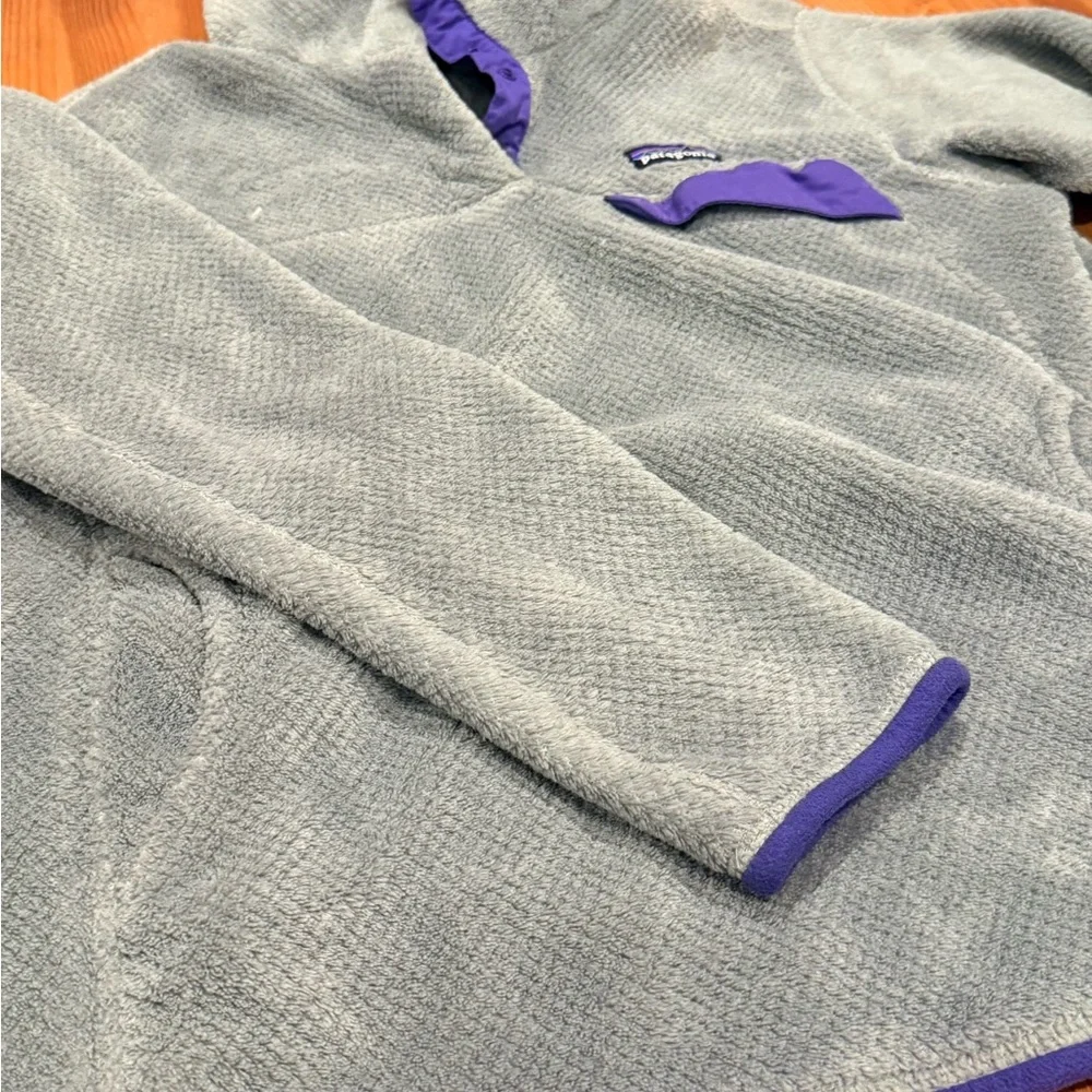 Patagonia Gray and Purple Fleece Pullover